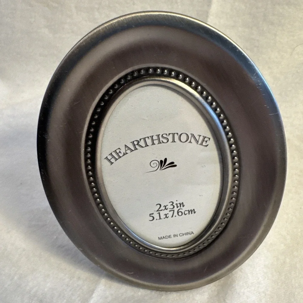Hearthstone Silver Pewter Oval Photo Picture Frame Cottagecore Fits 2x3